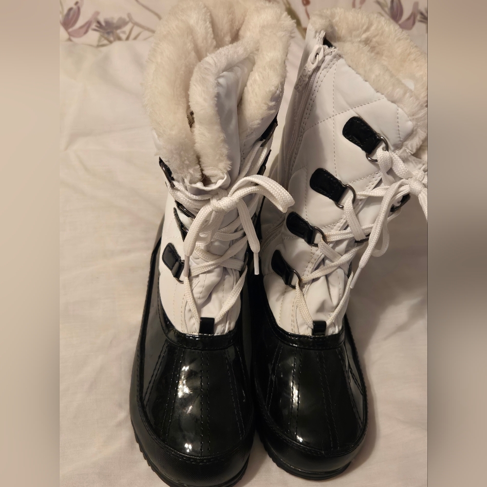 Women's boots